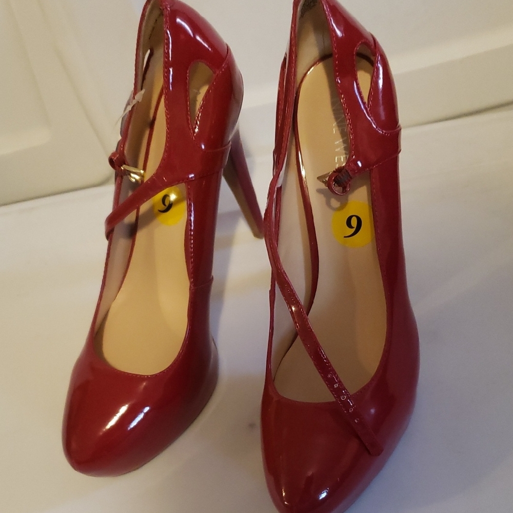 Nine West Red Patent Mary Jane Stiletto Pumps - Women's Fashion Heels Size 9